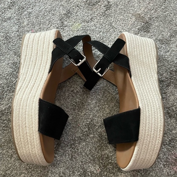 NEW- Qupid Big Bang Espadrille Wedge Sandals - Picture 8 of 17